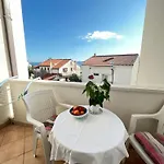 Appartement Mira *